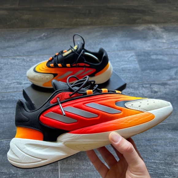 Adidas Ozelia 3 Stripes Yeezy Kanye West Sneakers - Picture 3 of 11